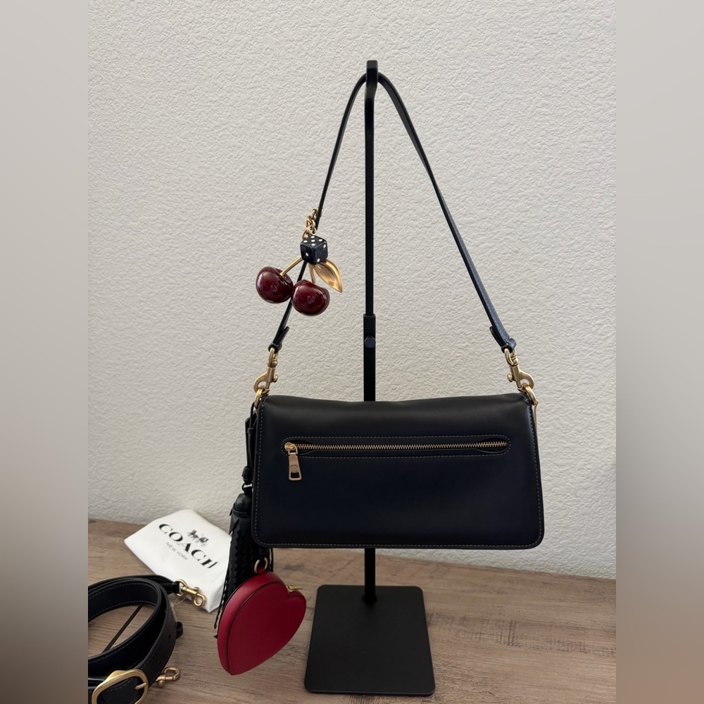 SOLD 🛍️ Coach Soft Tabby Shoulder Bag 26 - with Charms - Picture 2 of 6